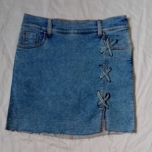 Chic Denim Skort with Lace-Up Detail, Size  7